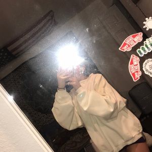 White oversized chrew neck